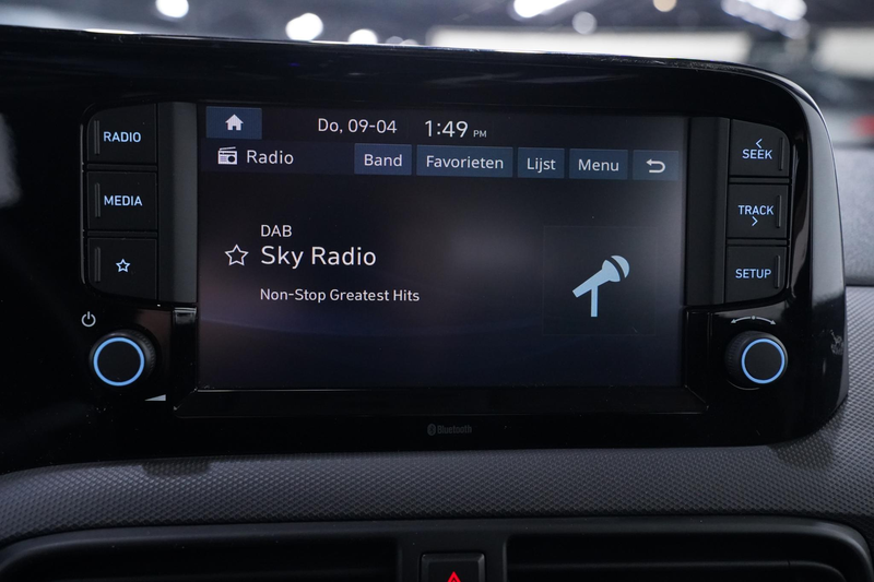 Hyundai i10 1.0 Trend Apple Carplay Navi Airco PDC Achter Stuu — photo 29