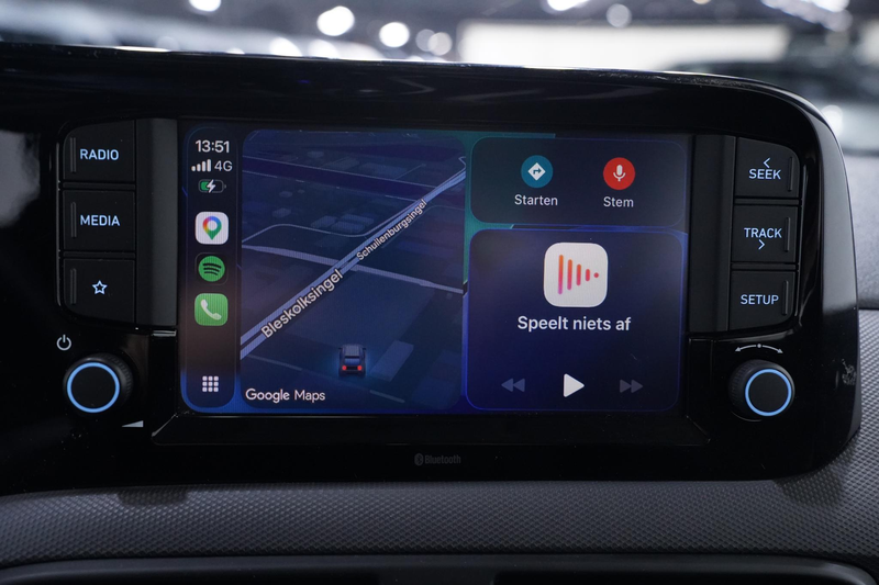 Hyundai i10 1.0 Trend Apple Carplay Navi Airco PDC Achter Stuu — photo 31