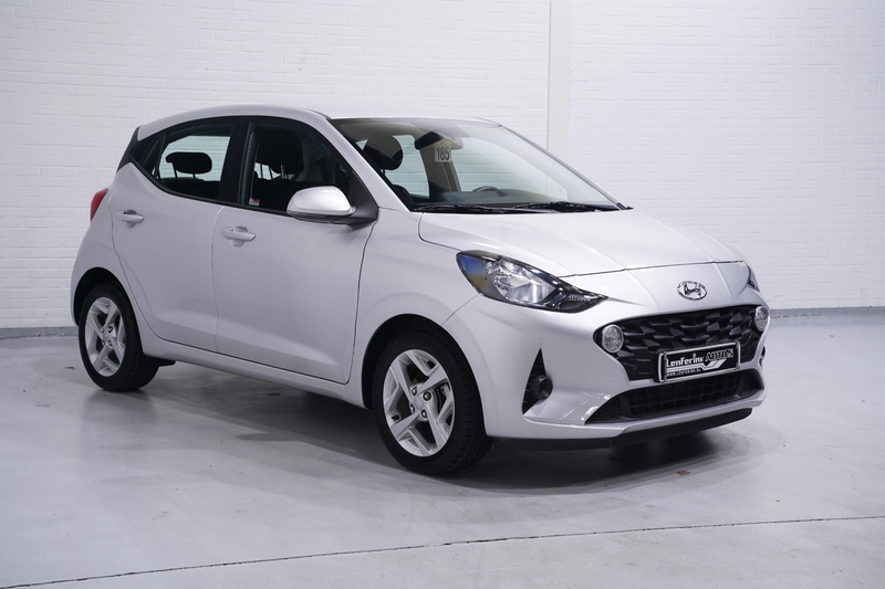 Hyundai i10 1.0 Trend Apple Carplay Navi Airco PDC Achter Stuu — photo 3