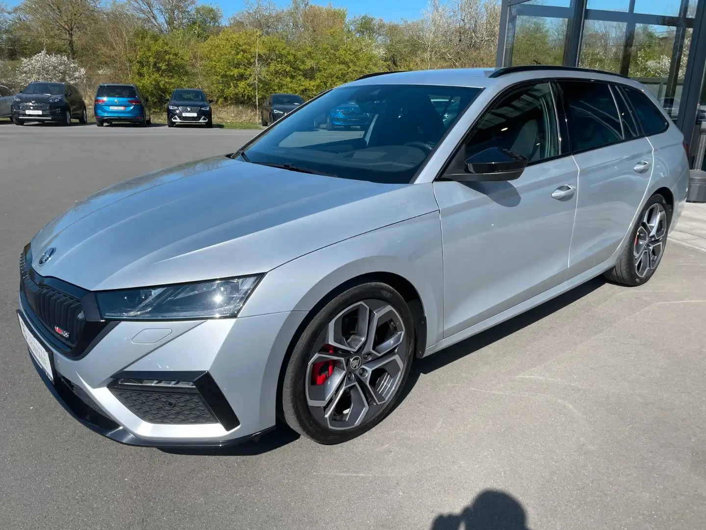 Skoda Octavia Combi 2,0TSi RS 19"HUD AHK Canton DCC Silber - 1