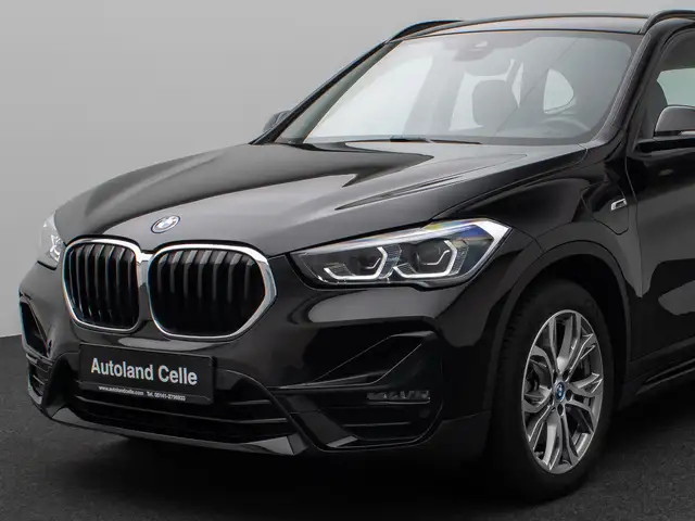 BMW X1 view 16