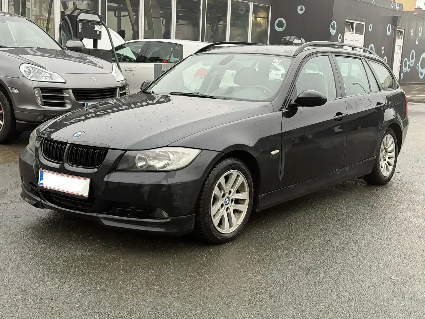 BMW 318 318d Touring - 1