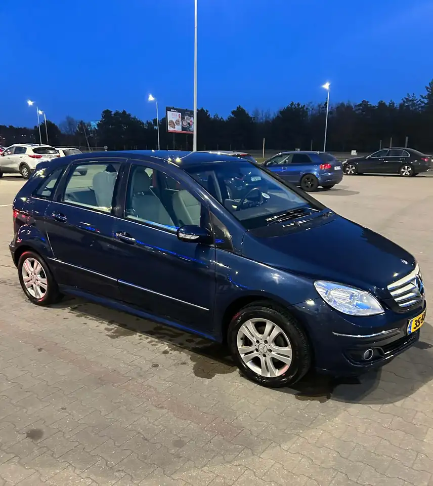 Mercedes-Benz B 150