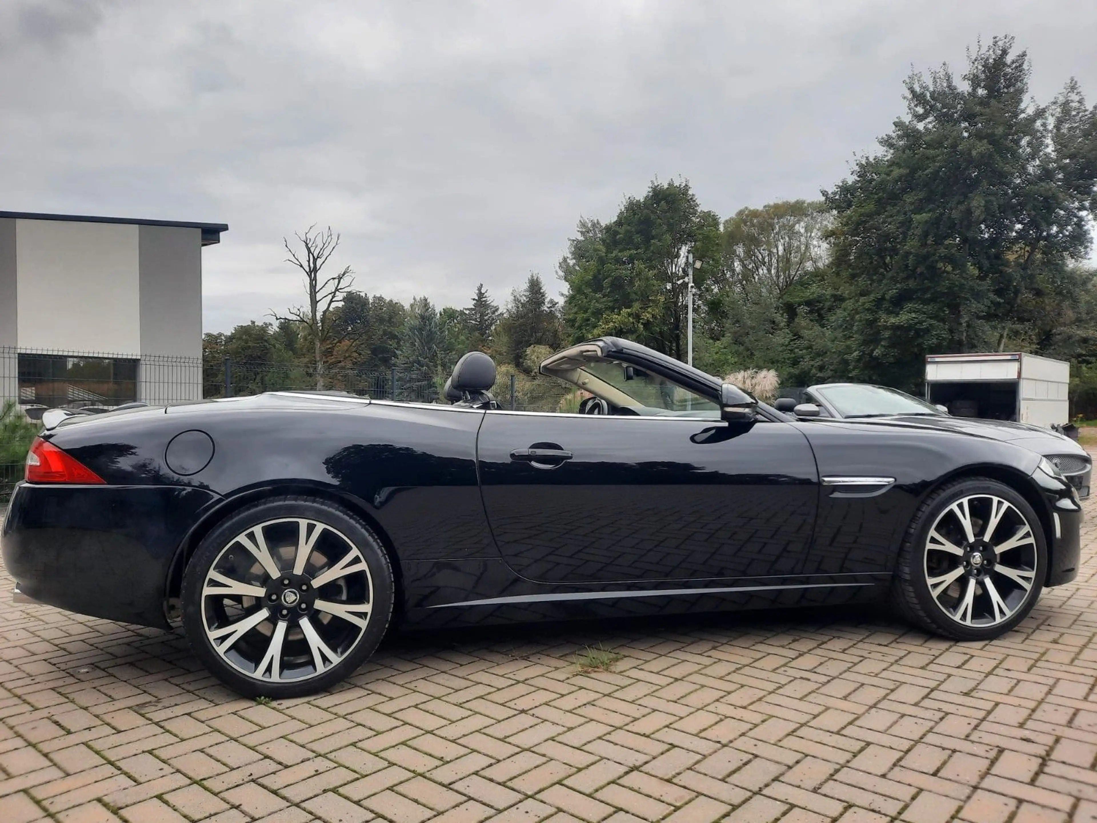Jaguar XK Cabriolet 5.0 V8 Sammlerstück Black Series — photo 4