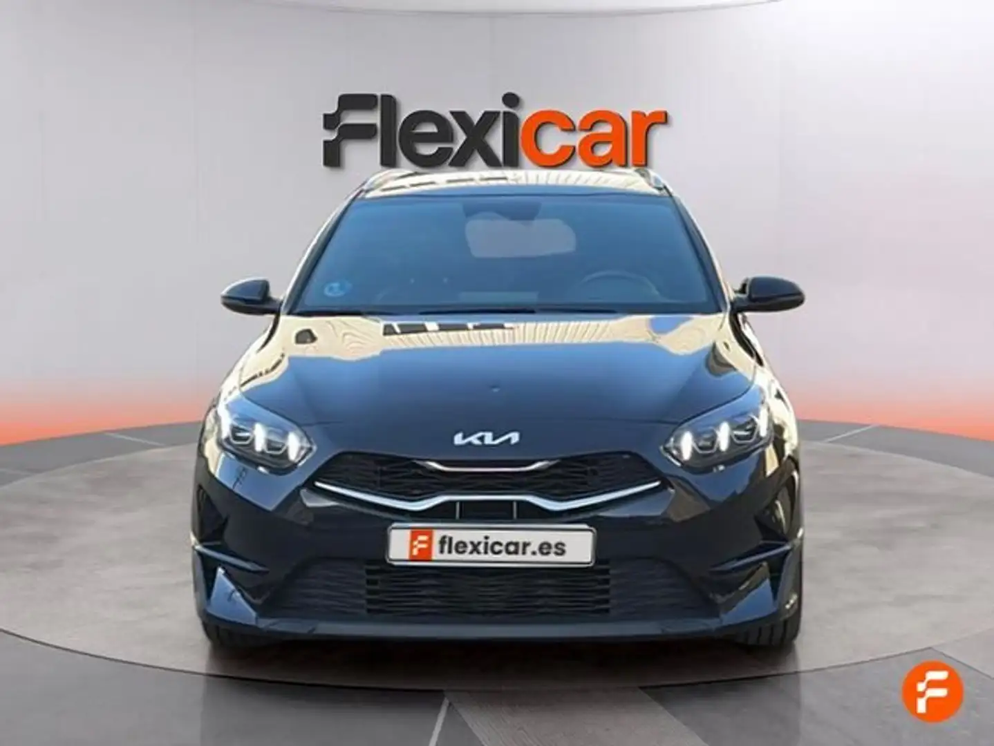 Kia Tourer 1.0 MHEV 74kW Style Edition DCT Negro - 2