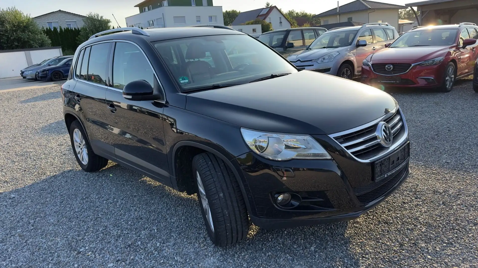 Volkswagen Tiguan 2.0 Sport & Style 4Motion DSG Leder Navi Schwarz - 2