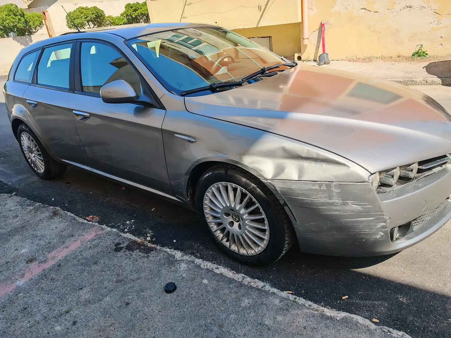Alfa Romeo 159 159 Sportwagon SW 1.9 jtdm 16v 150cv Stříbrná - 1