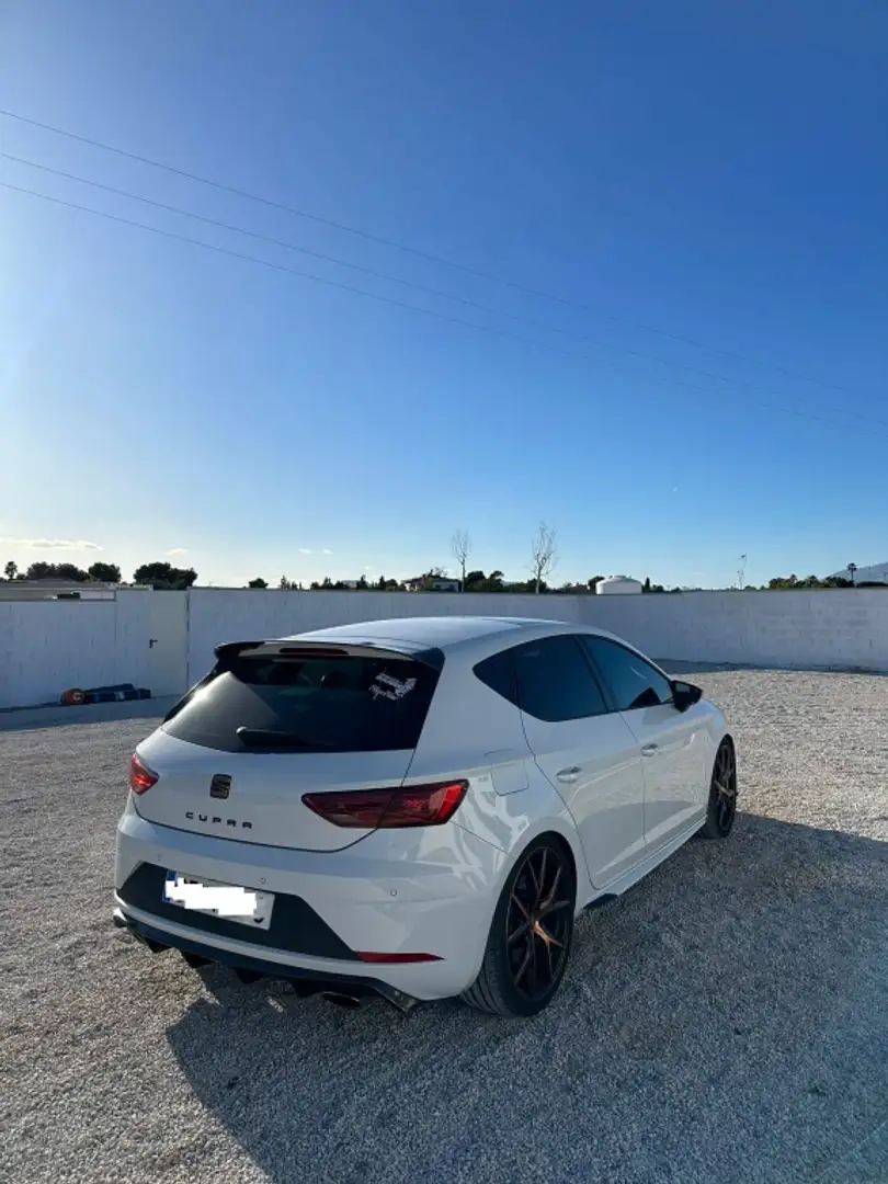 SEAT Leon 2.0 TSI S&S Cupra Black Carbon DSG7 290 Wit - 2