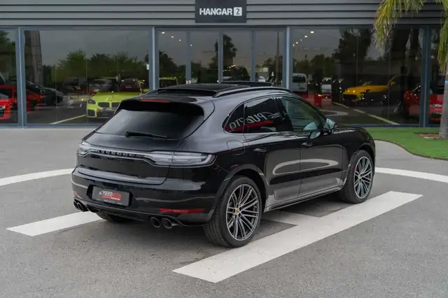 Porsche Macan view 8