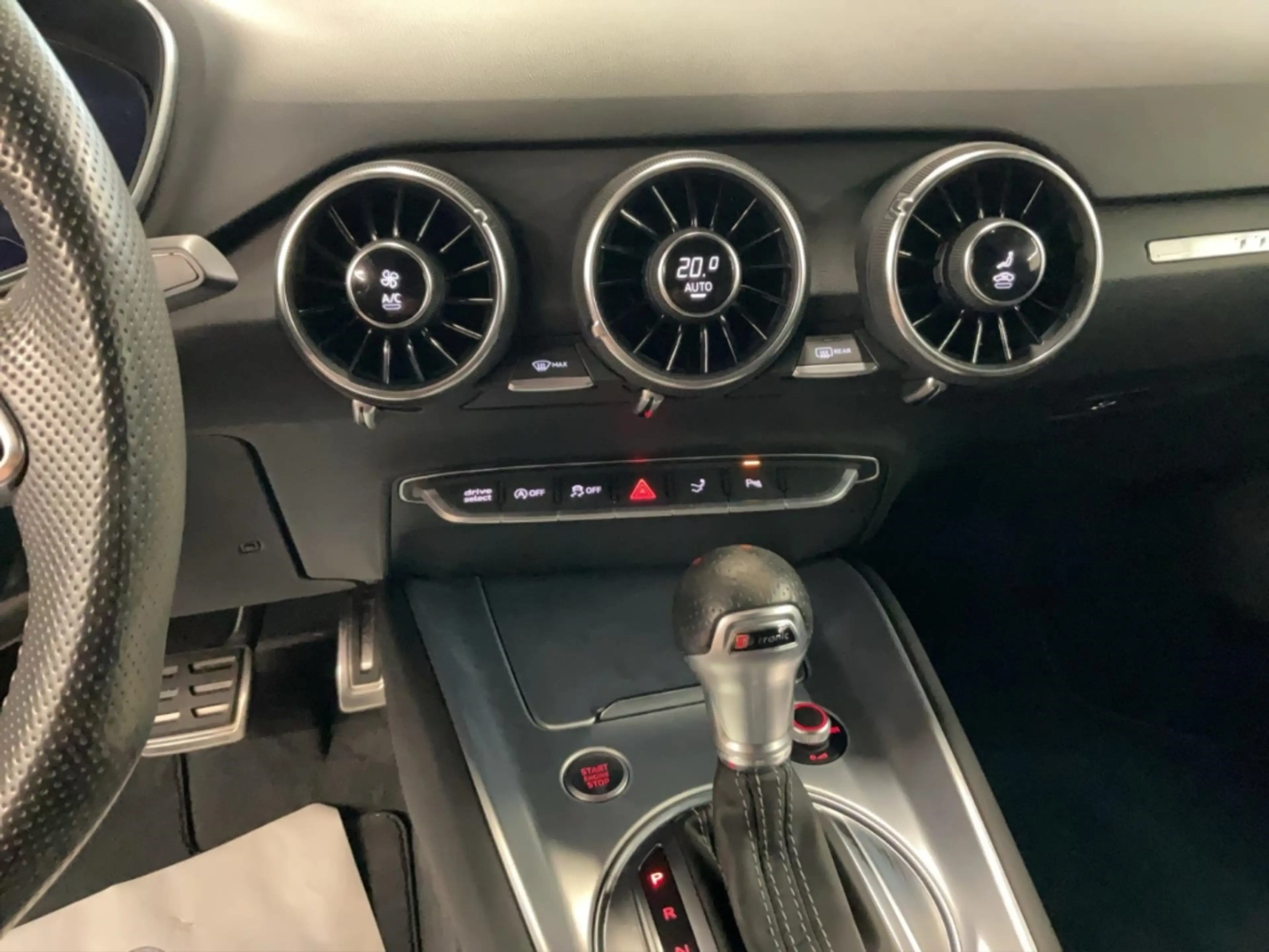Audi TT Roadster 45 2.0 TFSI S line Alu Matrix-LED Navi Si — photo 15