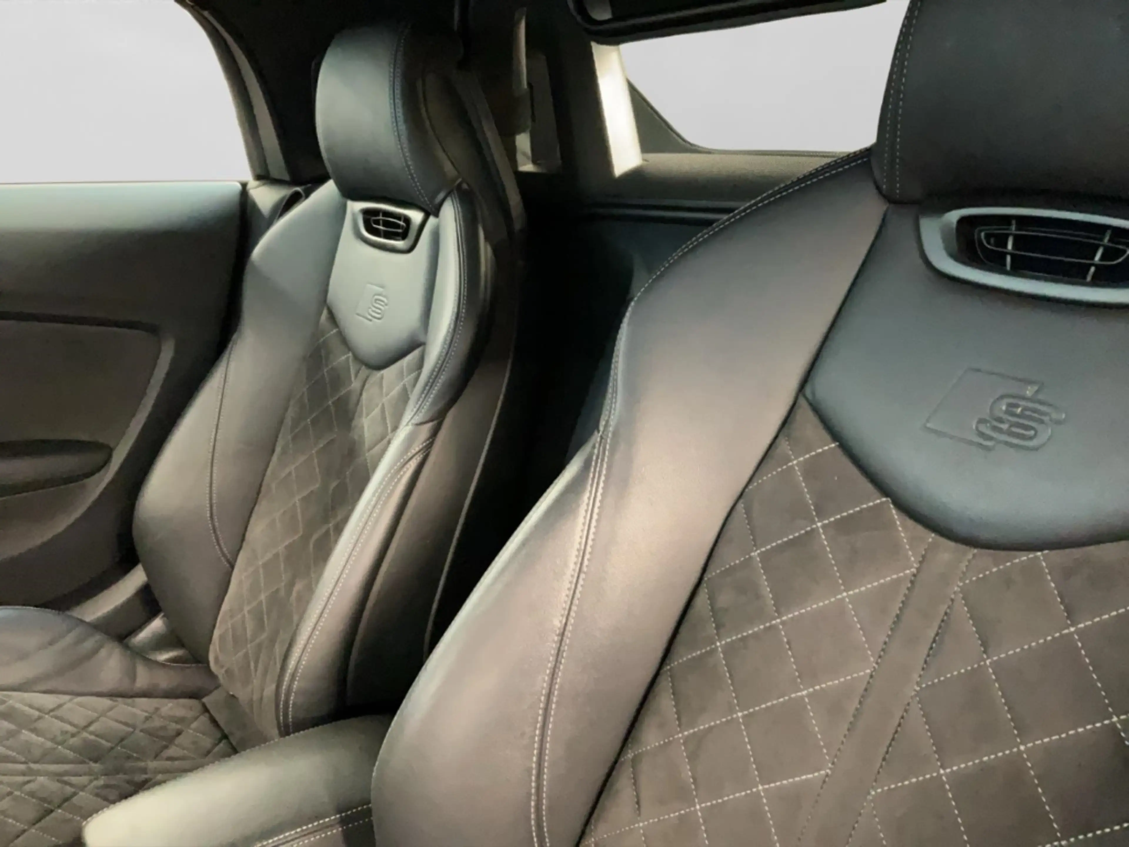 Audi TT Roadster 45 2.0 TFSI S line Alu Matrix-LED Navi Si — photo 13