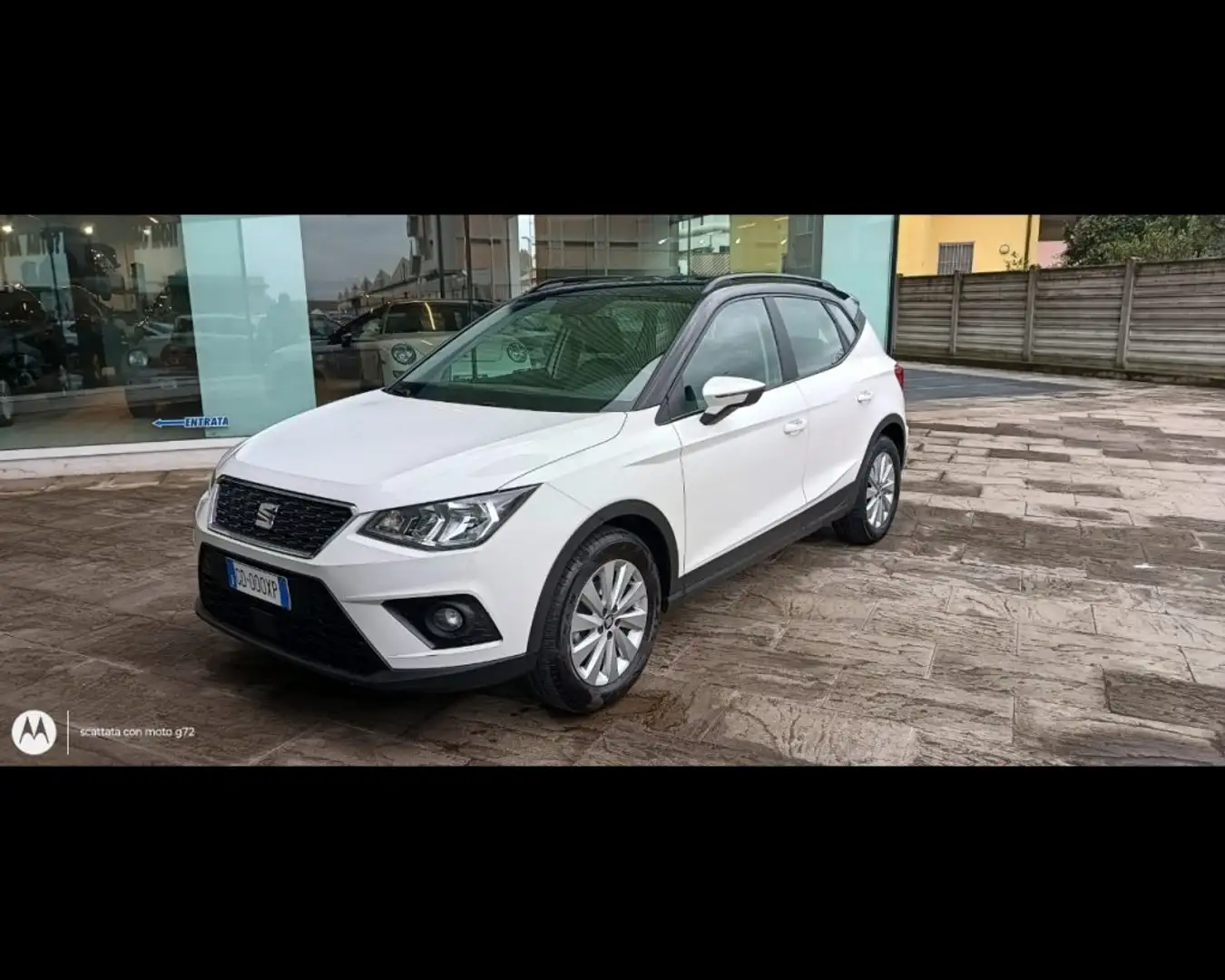 SEAT Arona 1.0 TGI Style Bianco - 2