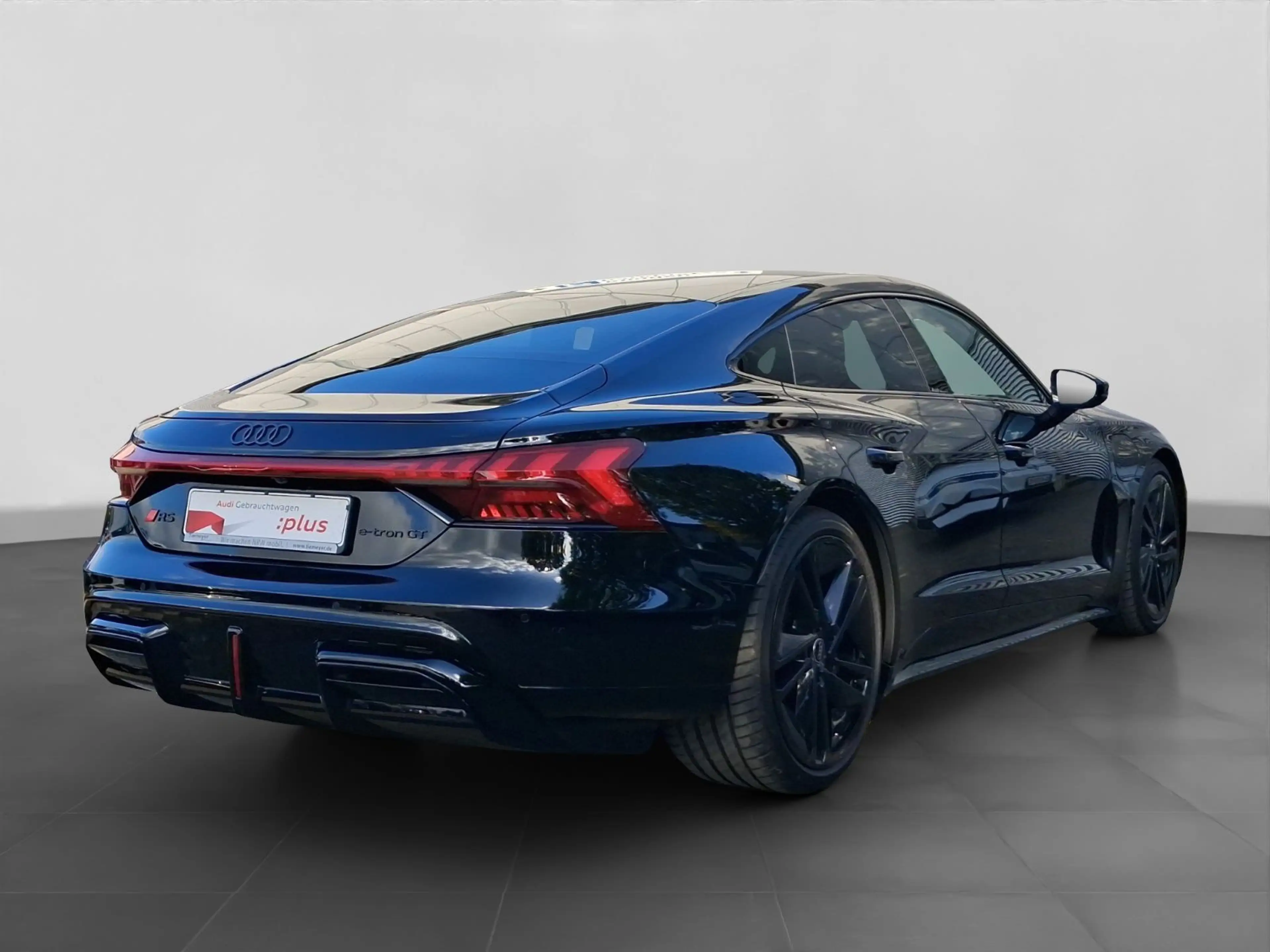 Audi RS e-tron GT PERFORMANCE NP207 PANO LM21 ALLRADL — photo 3