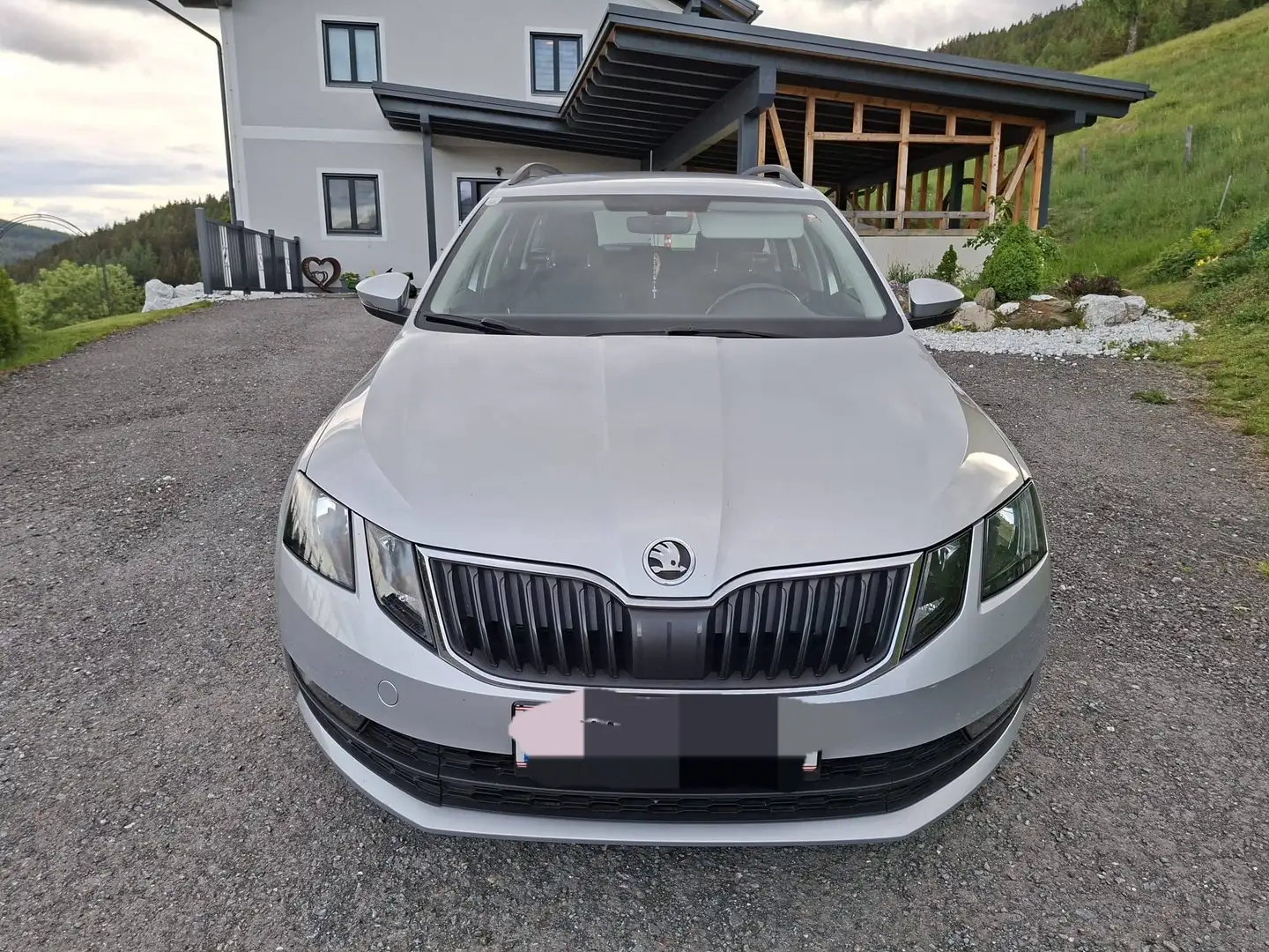 Skoda Octavia Octavia Combi 2,0 Ambition TDI 4x4 Ambition Silber - 2