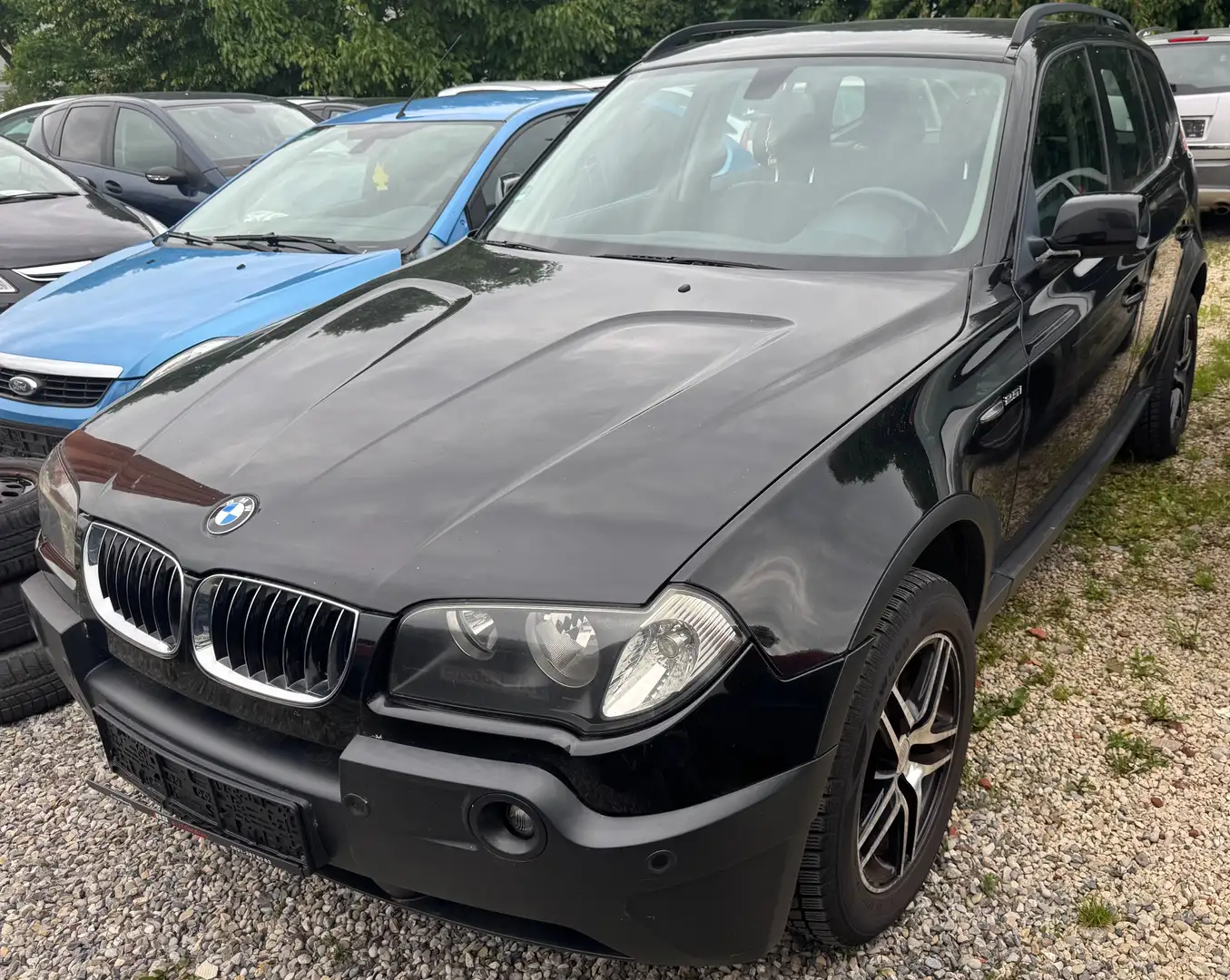 BMW X3 2.5i Noir - 2