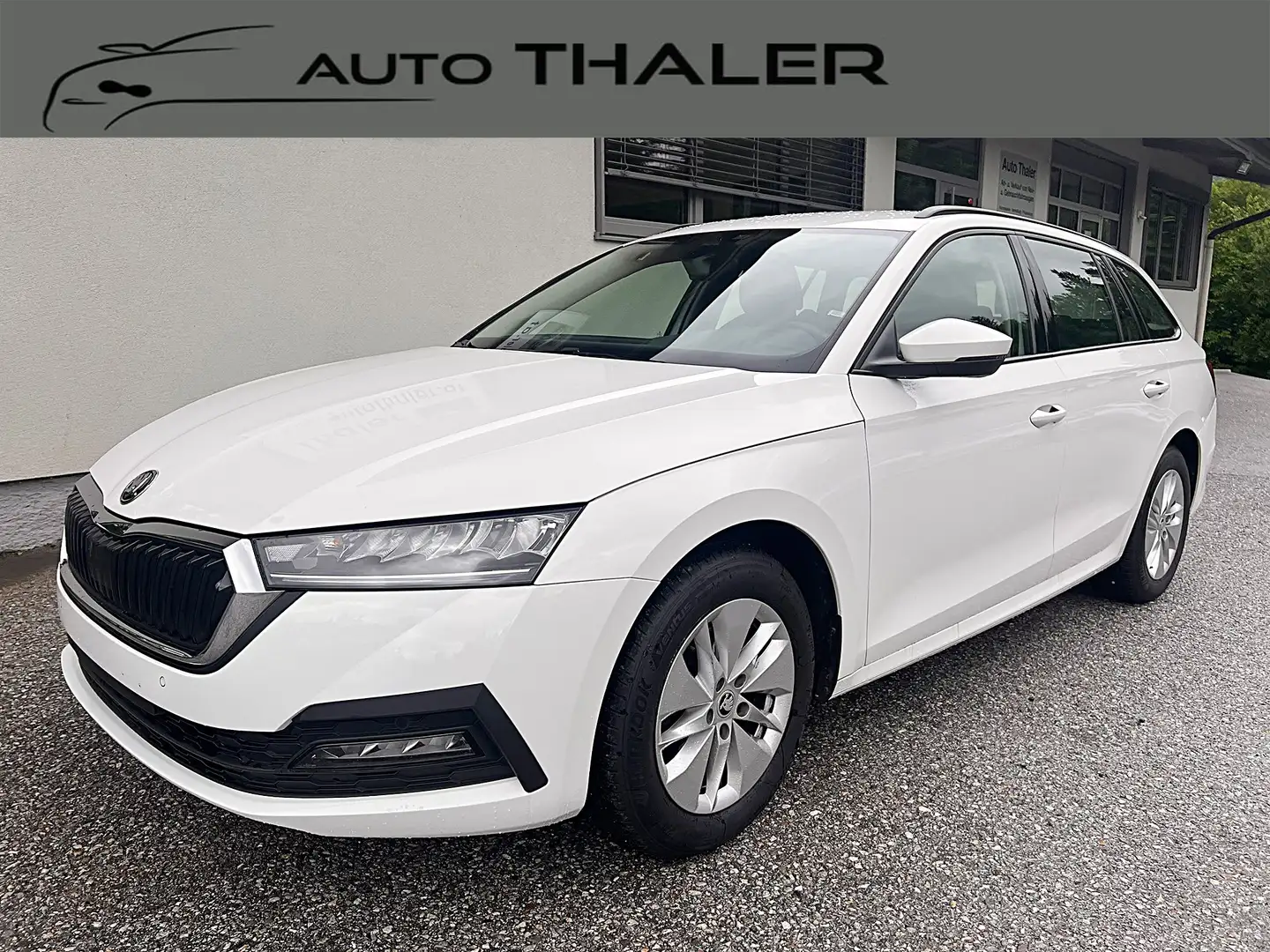 Skoda Octavia Combi 2,0 TDI Ambition Weiß - 1