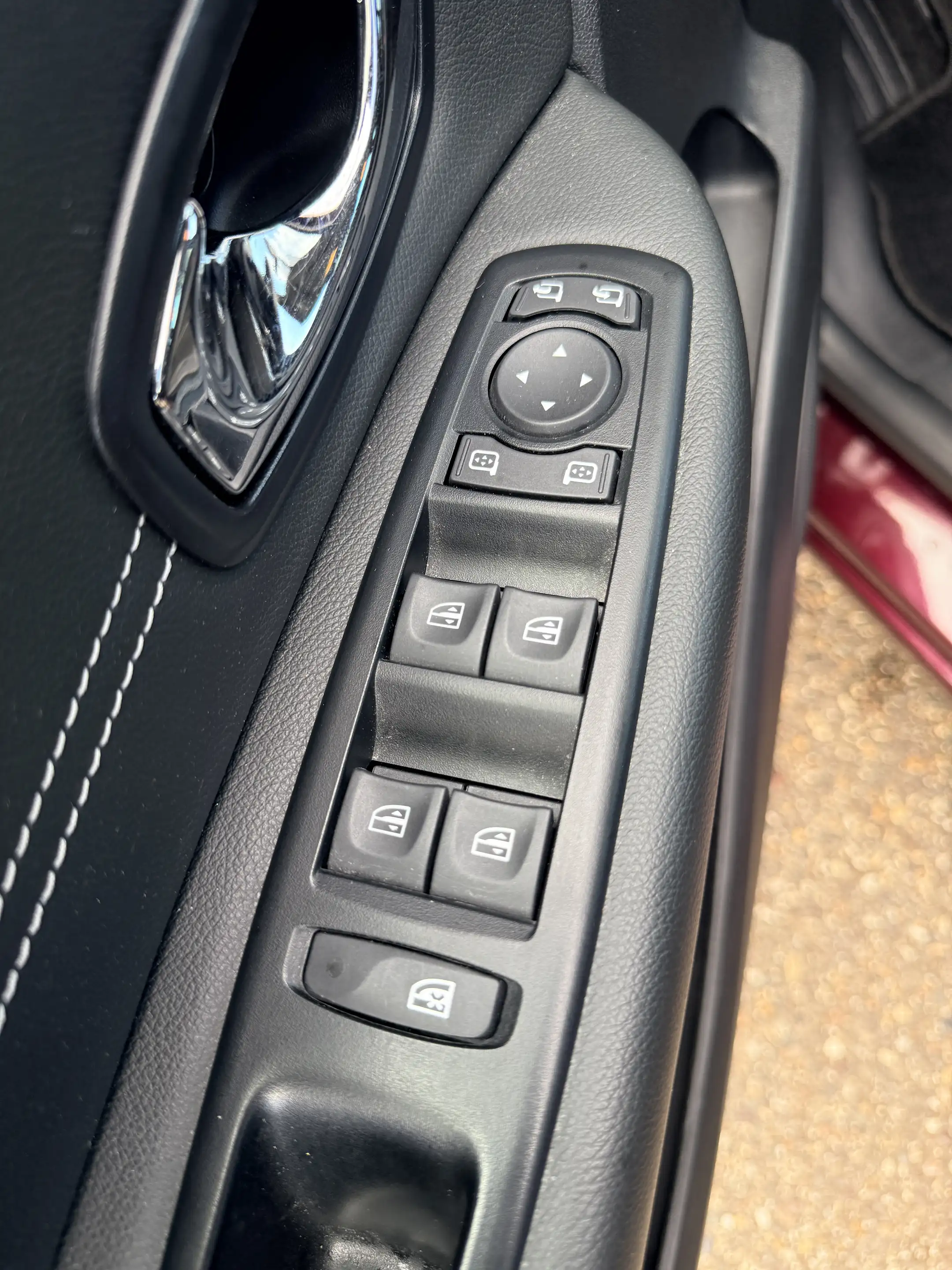 Renault Grand Scenic Série Limitée R-Cinéma·Cruise·Climate·Trekhaak·Nav — photo 25