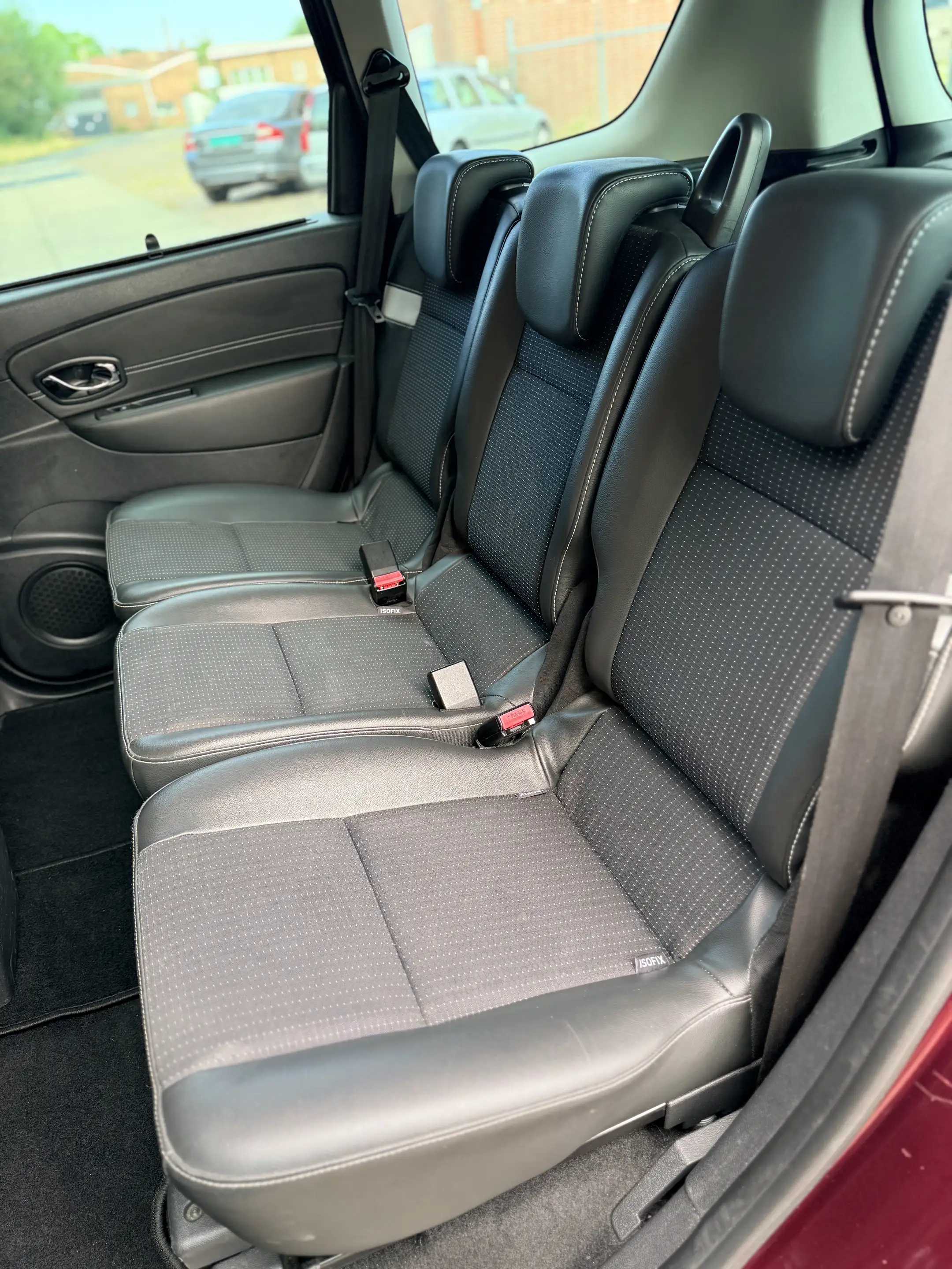 Renault Grand Scenic Série Limitée R-Cinéma·Cruise·Climate·Trekhaak·Nav — photo 39