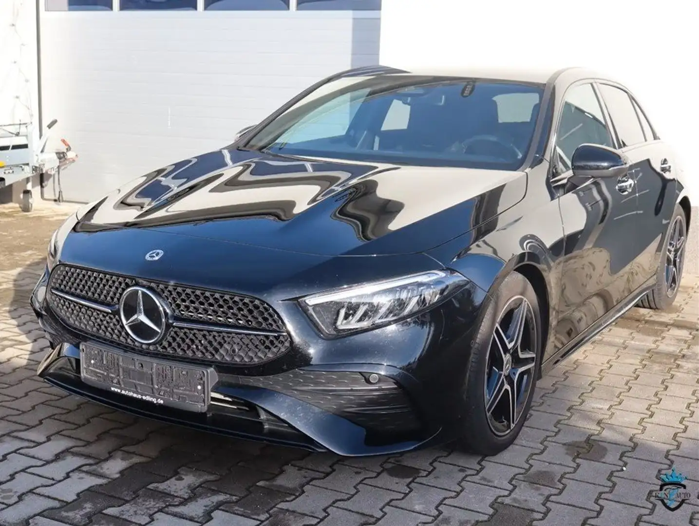 Mercedes-Benz A 200 A 200 d AMG Line Premium auto Noir - 1