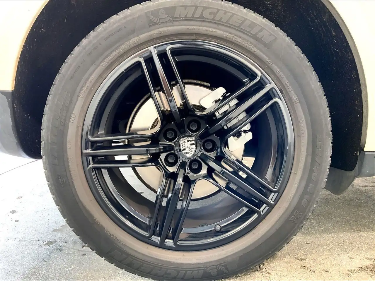 Porsche Macan снимка Porsche Macan