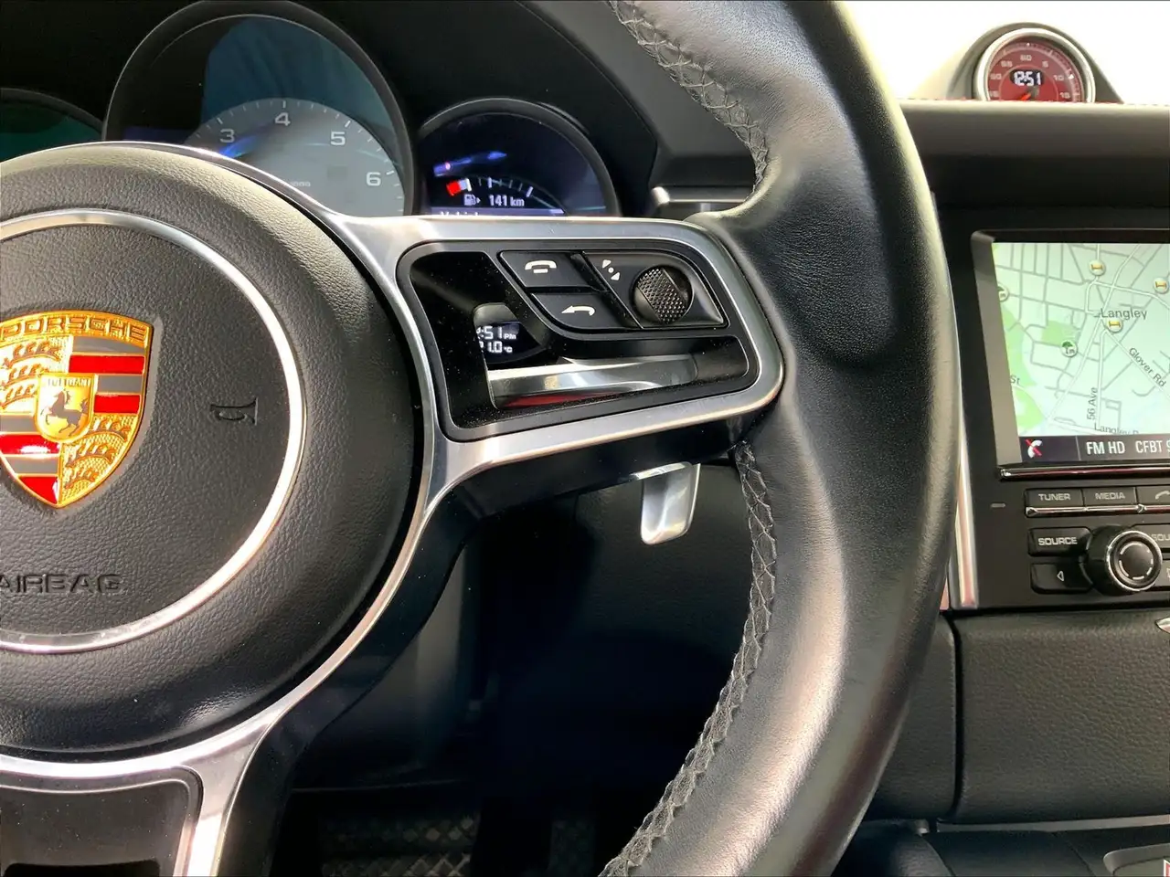 Porsche Macan снимка Porsche Macan