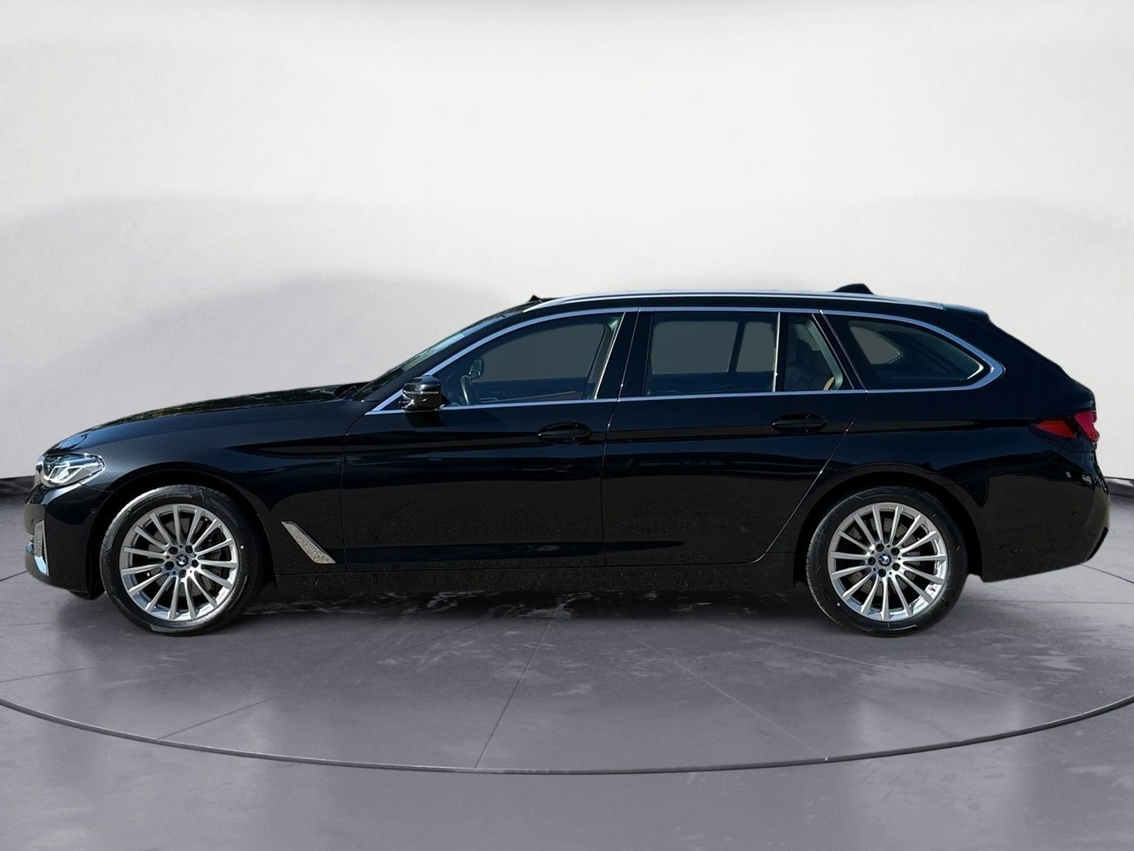 BMW 540 d xDrive Touring Luxury Line Laserlicht Head- — photo 4