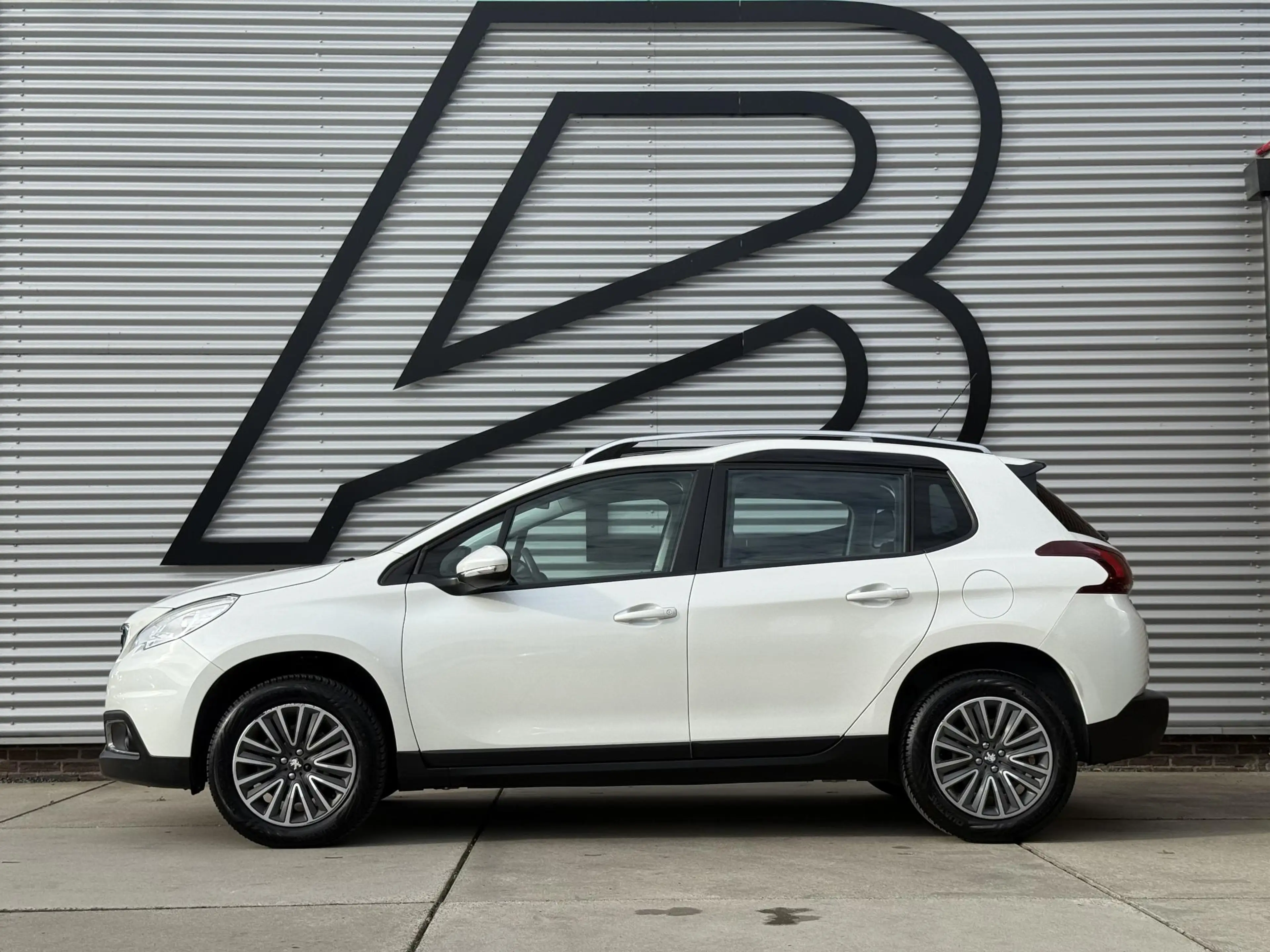 Peugeot 2008 1.2 PureTech Blue Lion 2e Eigenaar|Pano|Navi|Carpl — photo 5