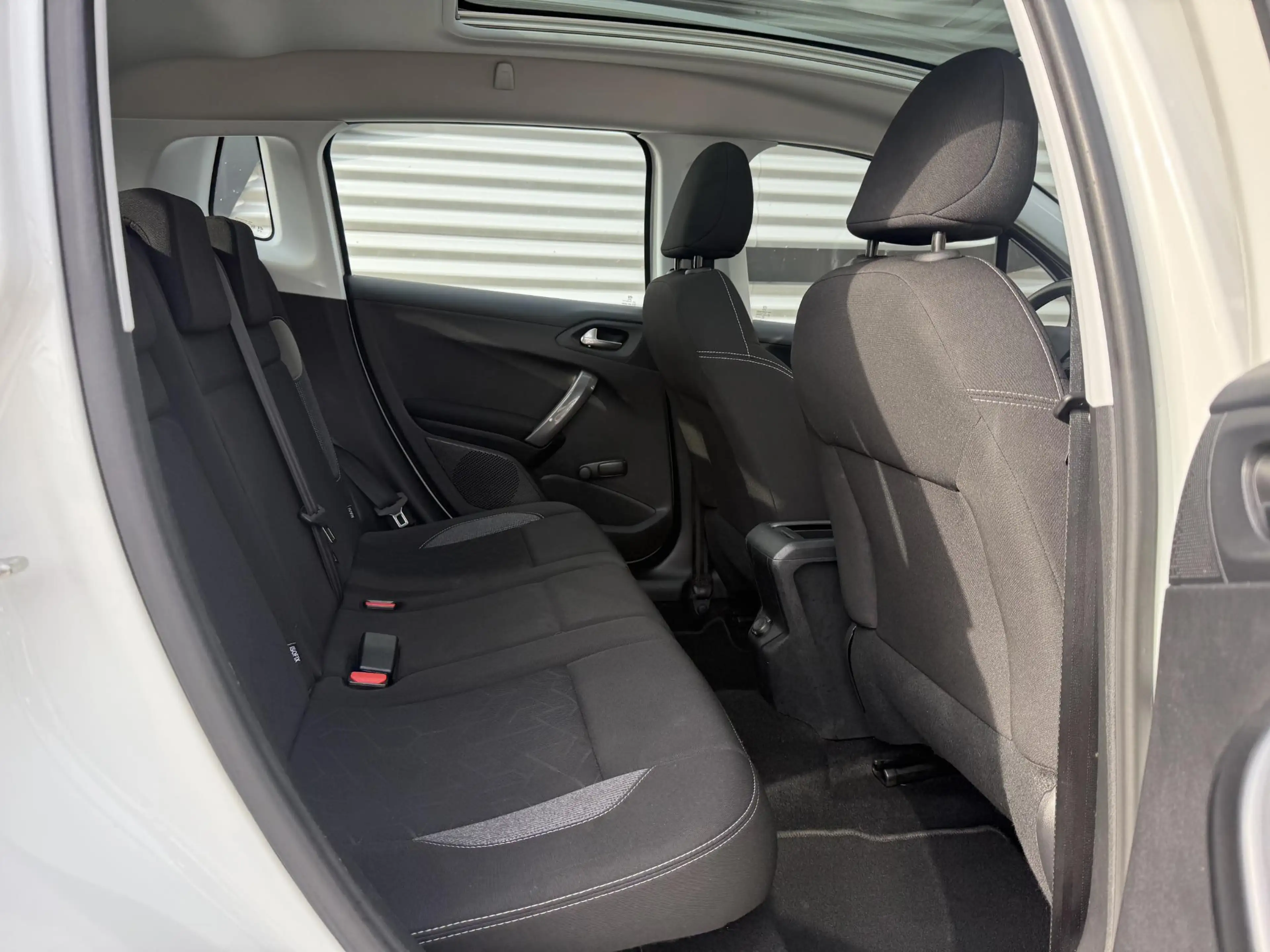 Peugeot 2008 1.2 PureTech Blue Lion 2e Eigenaar|Pano|Navi|Carpl — photo 8