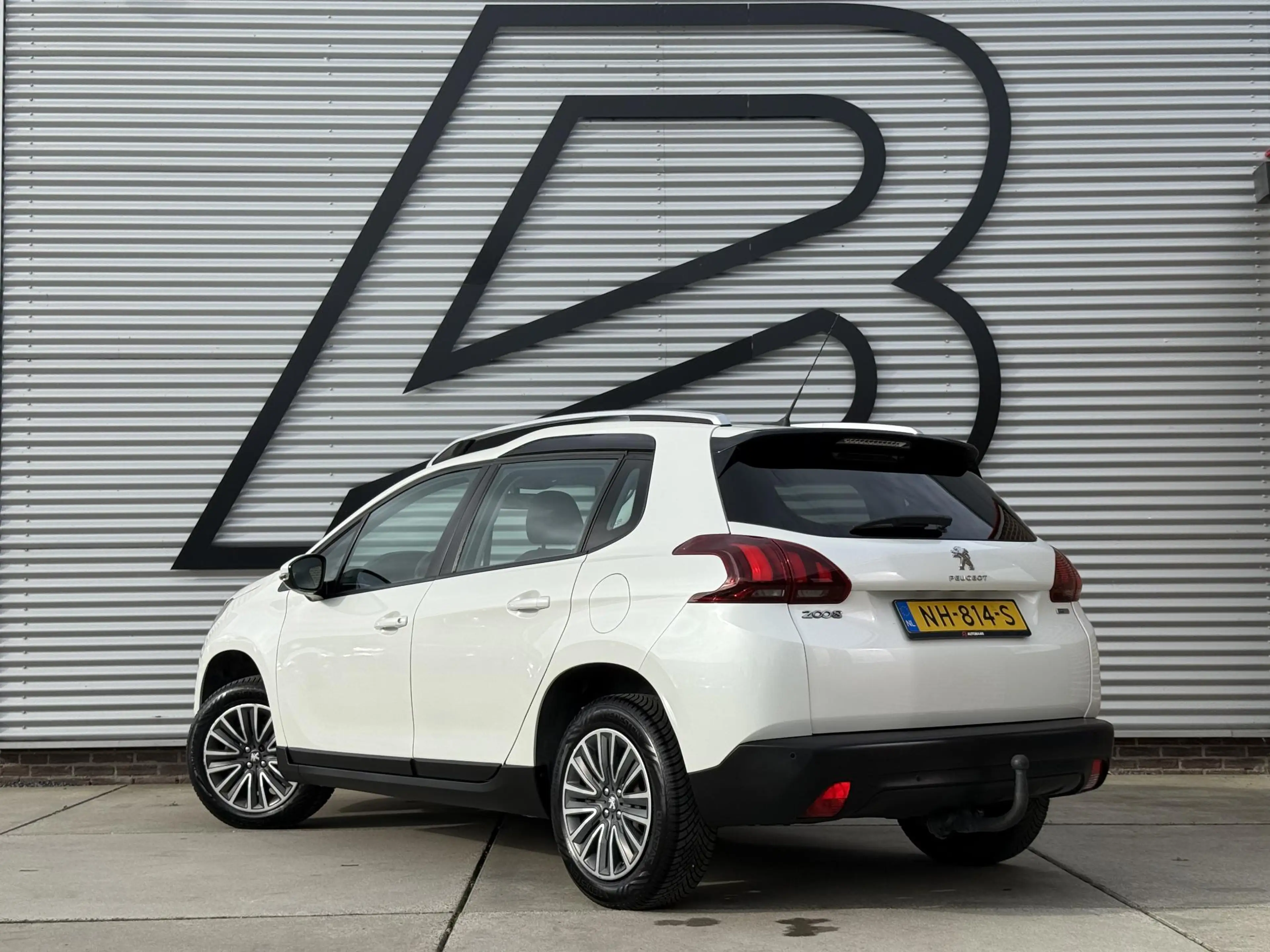 Peugeot 2008 1.2 PureTech Blue Lion 2e Eigenaar|Pano|Navi|Carpl — photo 11