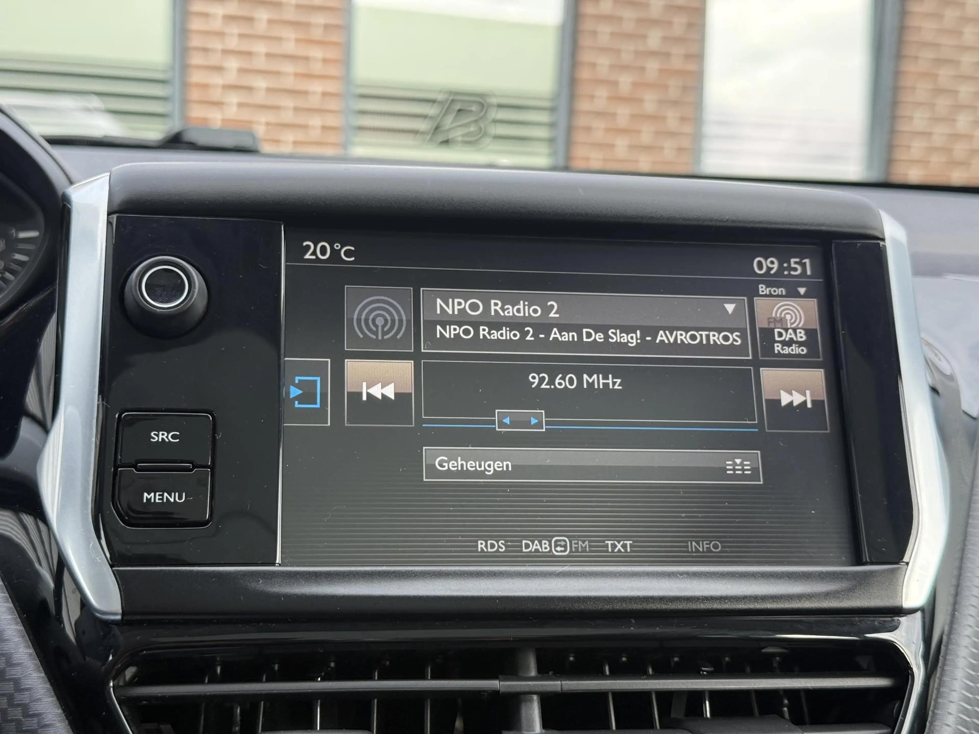 Peugeot 2008 1.2 PureTech Blue Lion 2e Eigenaar|Pano|Navi|Carpl — photo 15