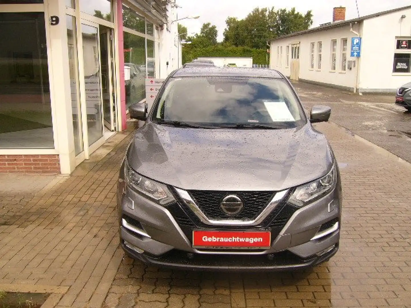 Nissan Qashqai 1,2 DIG-T N-Connecta Grau - 2