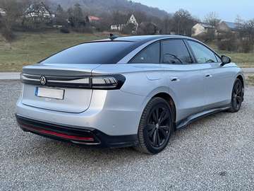 Volkwagen ID.7 Pro Sedan