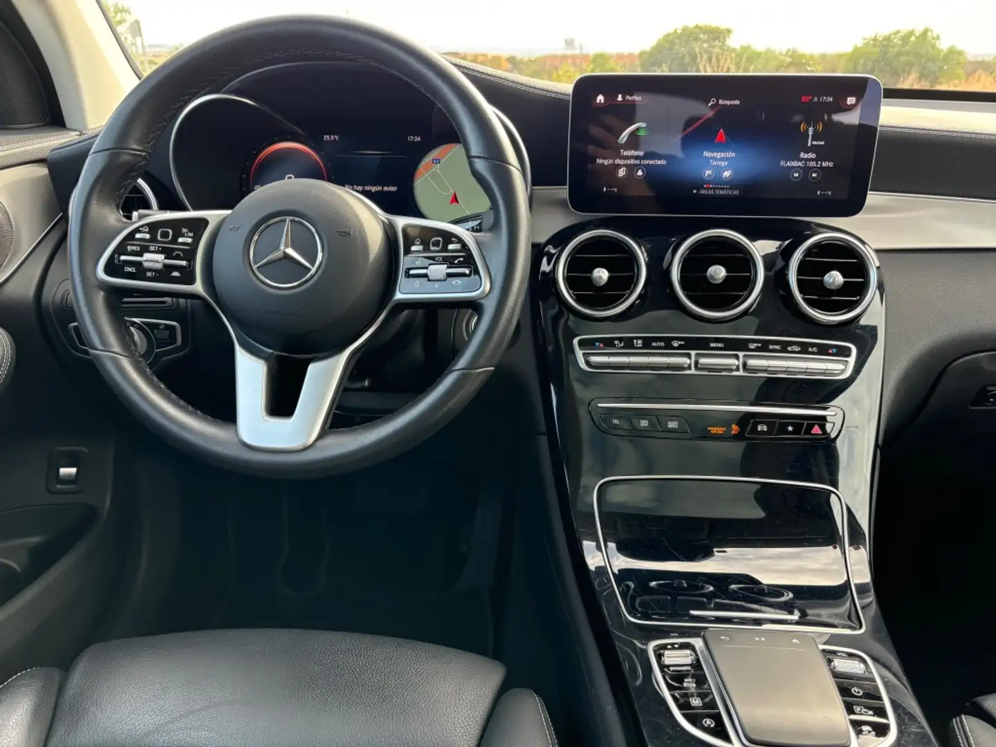 Mercedes-Benz GLC 220 220d 4Matic 9G-Tronic Weiß - 2
