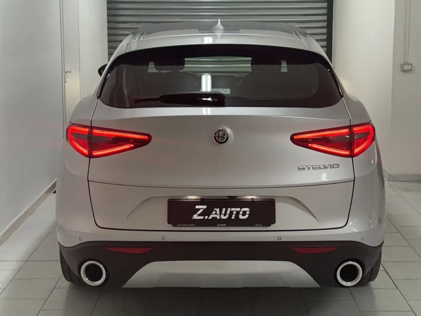Alfa Romeo Stelvio 2.2 t Executive rwd 190cv ITALIANA IVA ESPOSTA Argento - 2