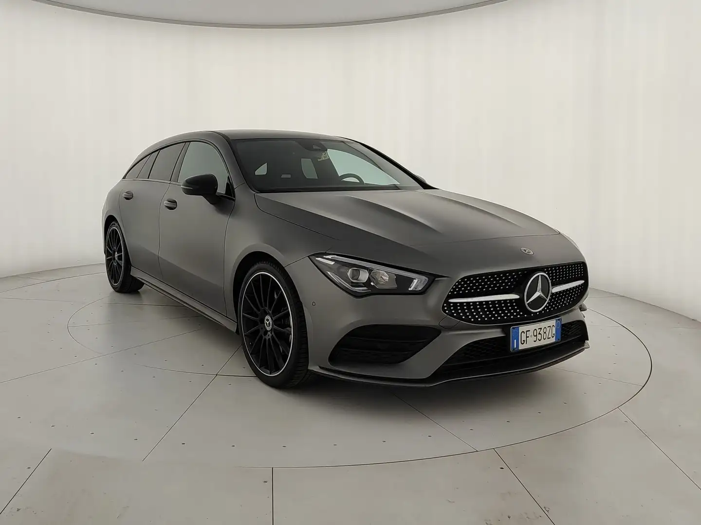 Mercedes-Benz CLA 220 D Shooting Brake d Night edition auto AMG-line Grigio - 1