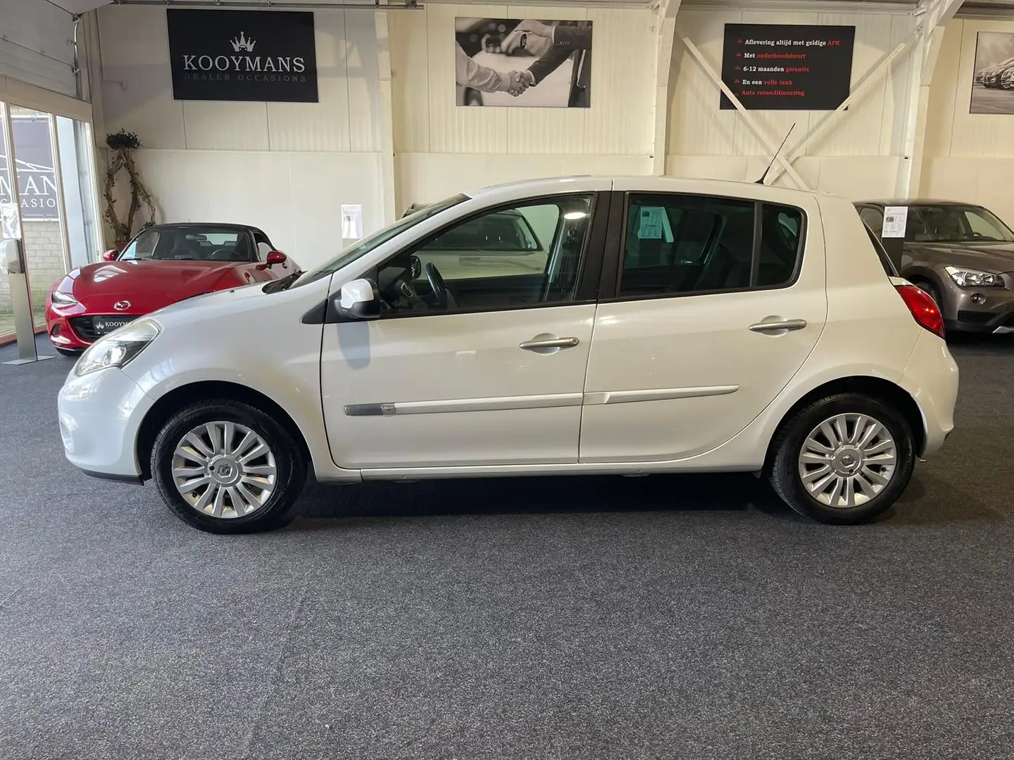 Renault Clio 1.2 TCe Collection Cruise Climate Airco Control Li Wit - 2