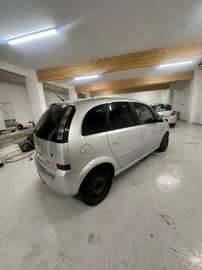 1.6 - 105 Twinport Cosmo Easytronic