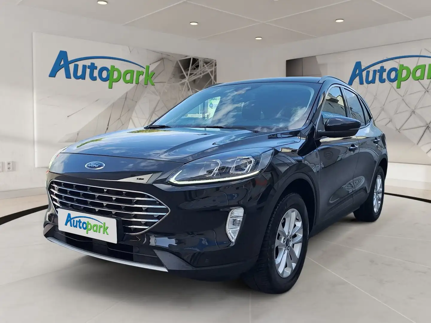 Ford Kuga Titanium AWD Schwarz - 1