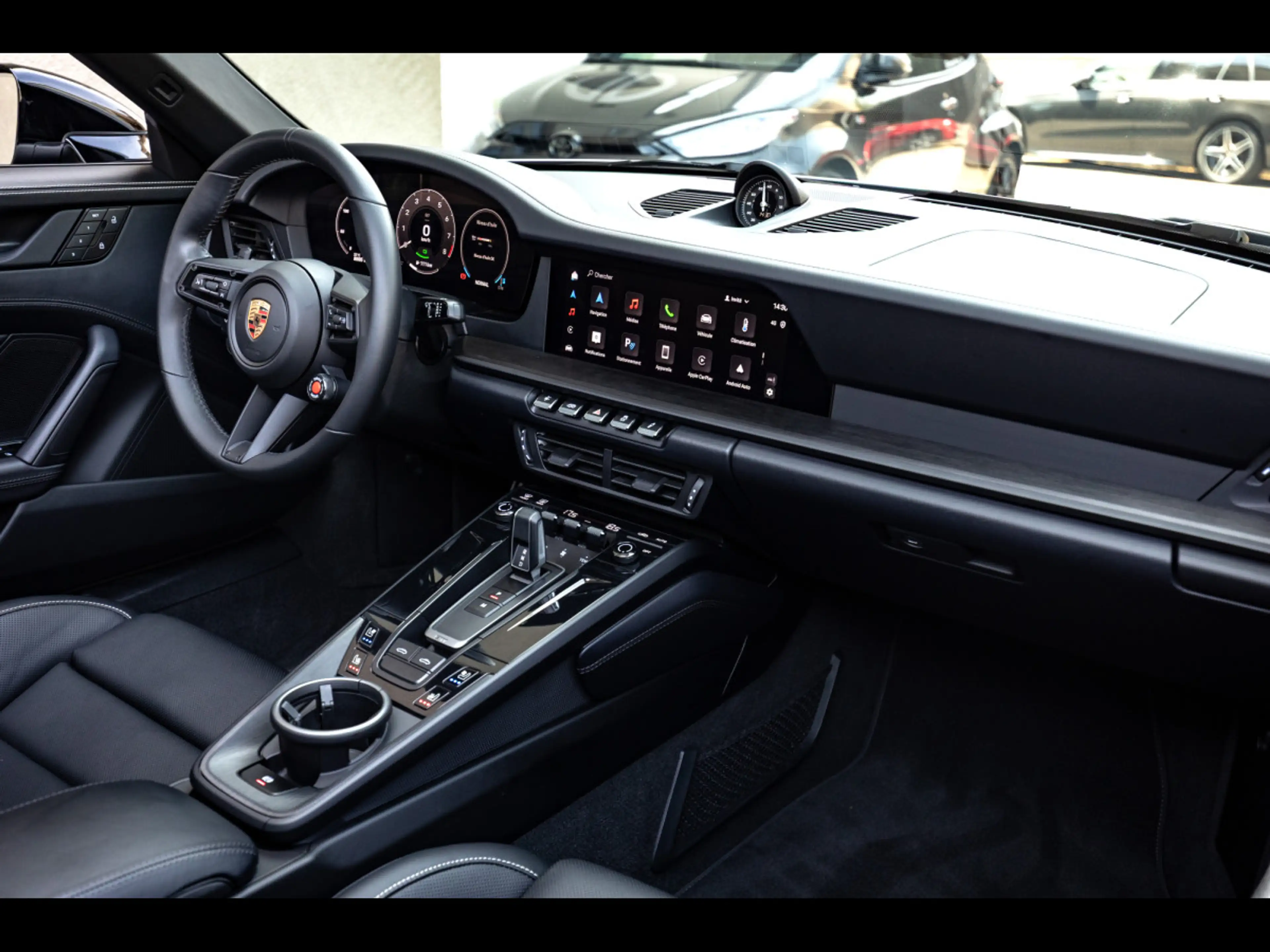 Porsche 911 992.2 TARGA 4 GTS PDK°BLACK SPORT DESIGN°LIFT°360 — photo 13