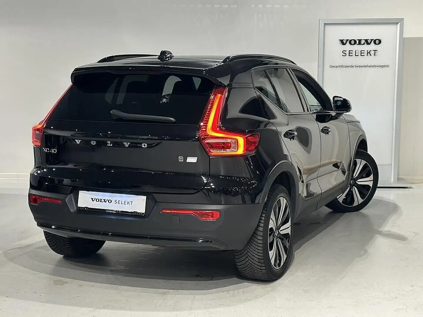 Volvo XC40 Recharge Plus Single Motor Nero - 2
