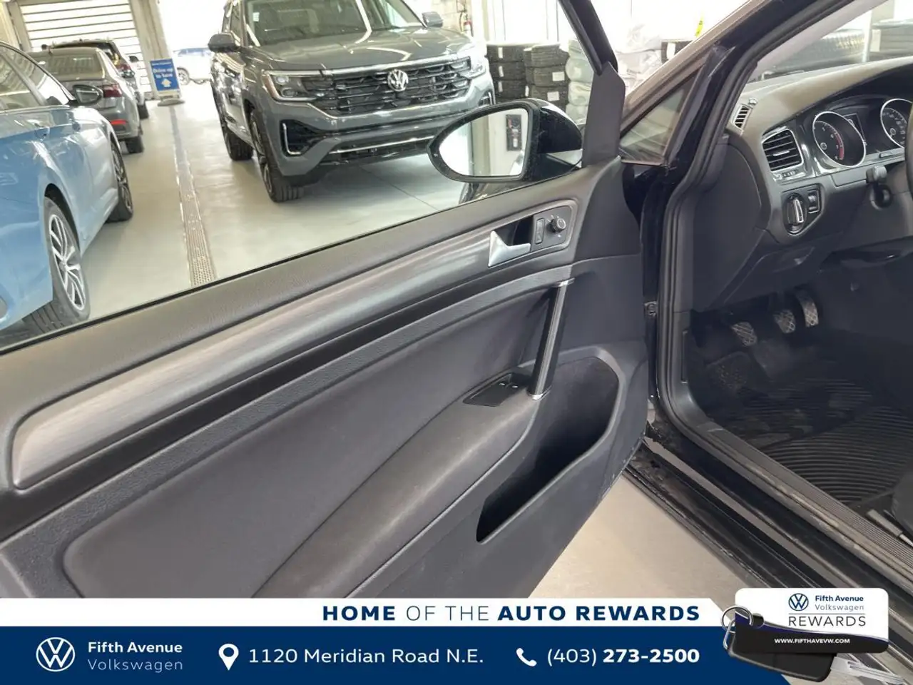 Volkswagen Golf снимка Volkswagen Golf