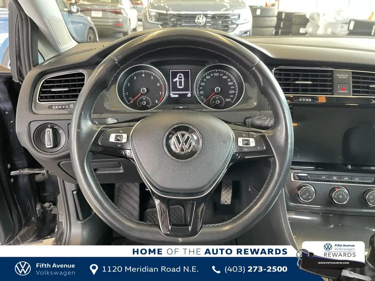Volkswagen Golf снимка Volkswagen Golf