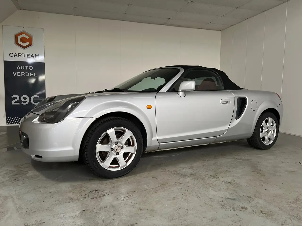 Toyota MR 2