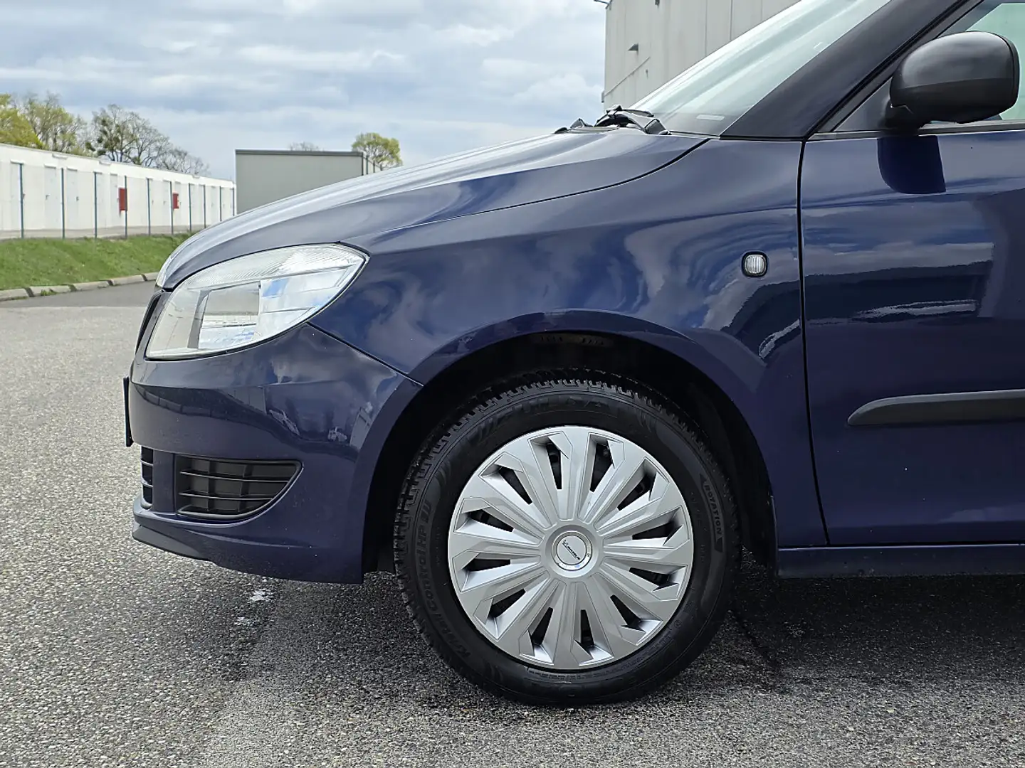 Skoda Fabia Twenty+ 1,2 **ERSTBESITZ**NUR 84000KM**RESERVIE... Blau - 2