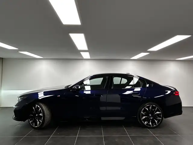 BMW M view 2