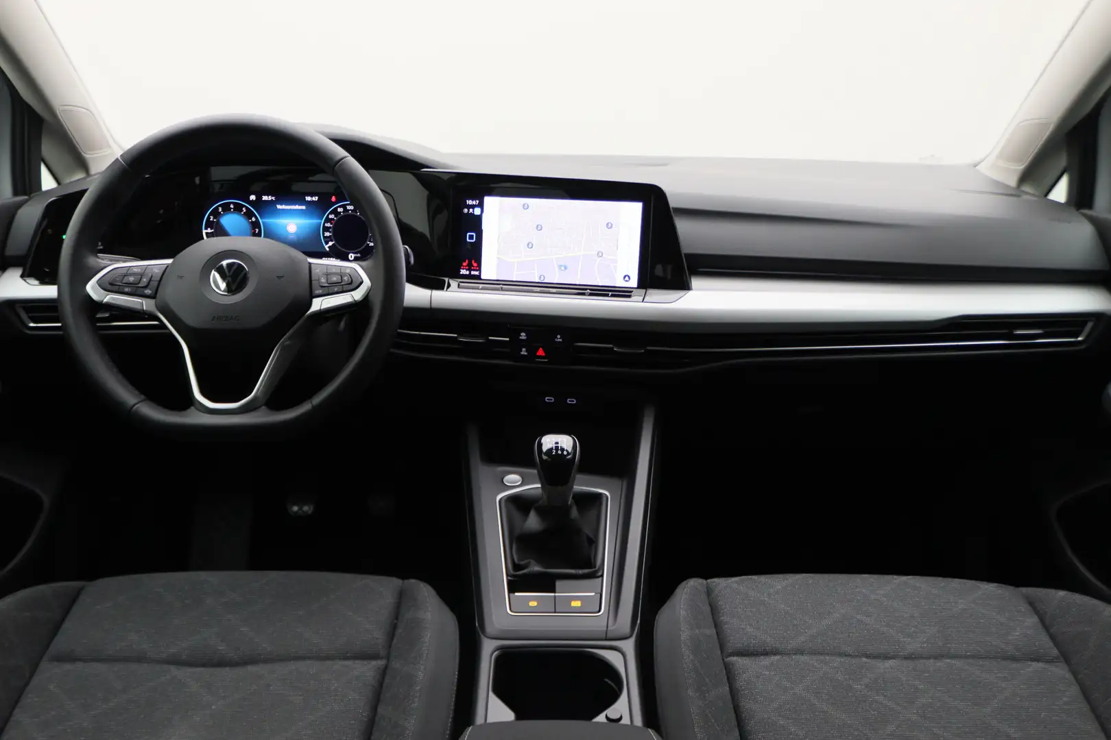 Volkswagen Golf 1.0 TSI Life LED, Adapt. Cruise, Apple Carplay, St Wit - 2