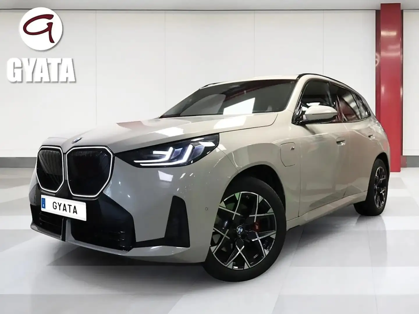 BMW X3 xDrive 30e Beige - 2