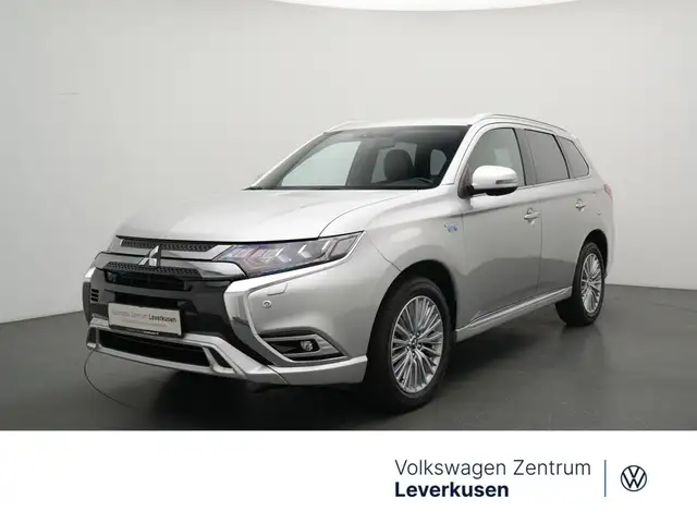 Mitsubishi Outlander LEDER SHZ STANDHZ LED