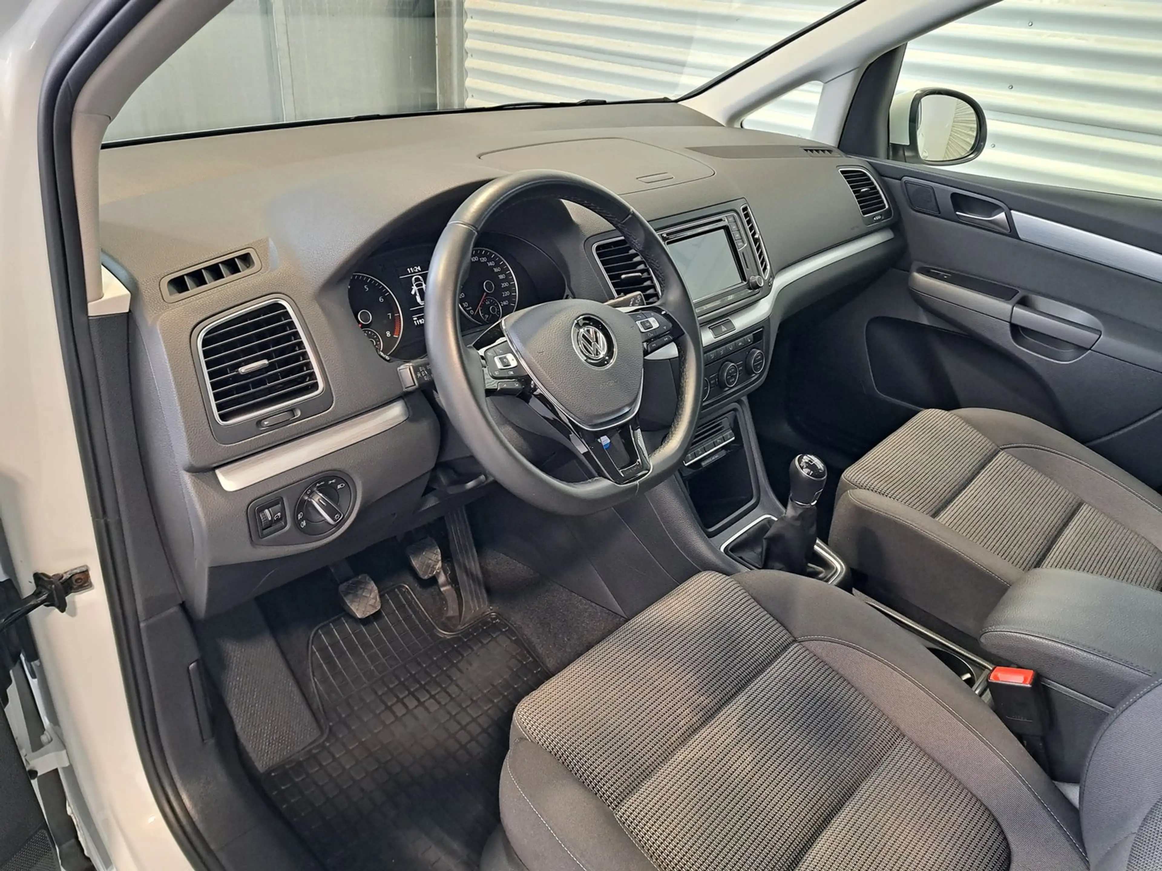 Volkswagen Sharan Family TSI 5-Sitzer — photo 7