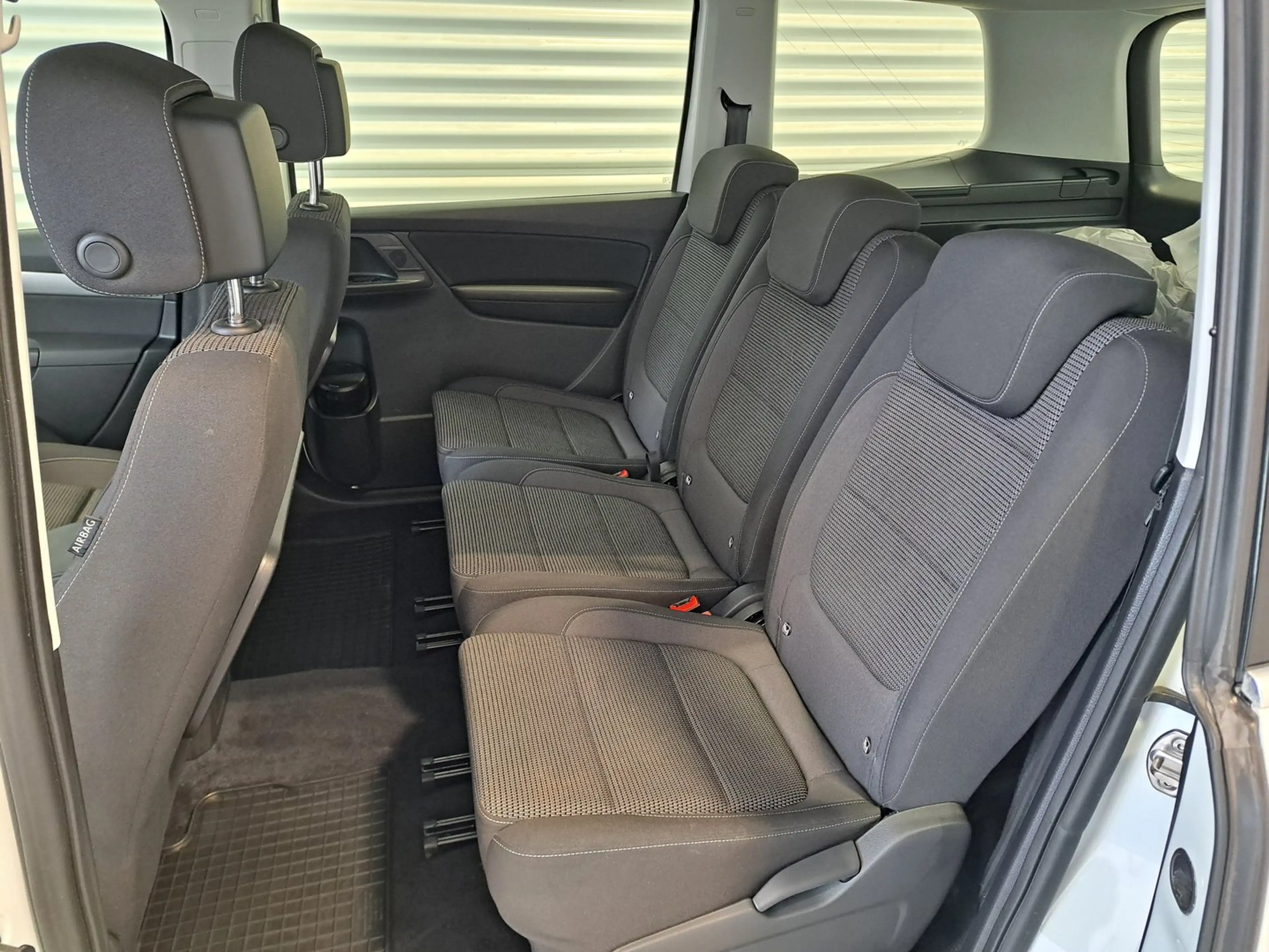Volkswagen Sharan Family TSI 5-Sitzer — photo 9
